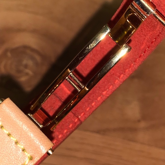 Authentic Louis Vuitton Leather Wish Bracelet Cuff - Picture 5 of 14